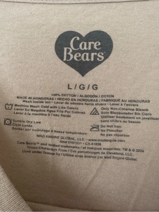 Care Bears T-Shirt, Large - Picture 4 of 4